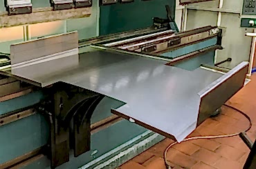 Metal Plaka ve Kapak İmalatı