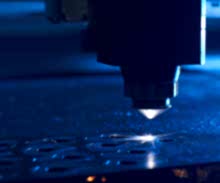 Fiber Lazer Teknolojisi ile CO₂ Lazer Arasındaki Farklar
